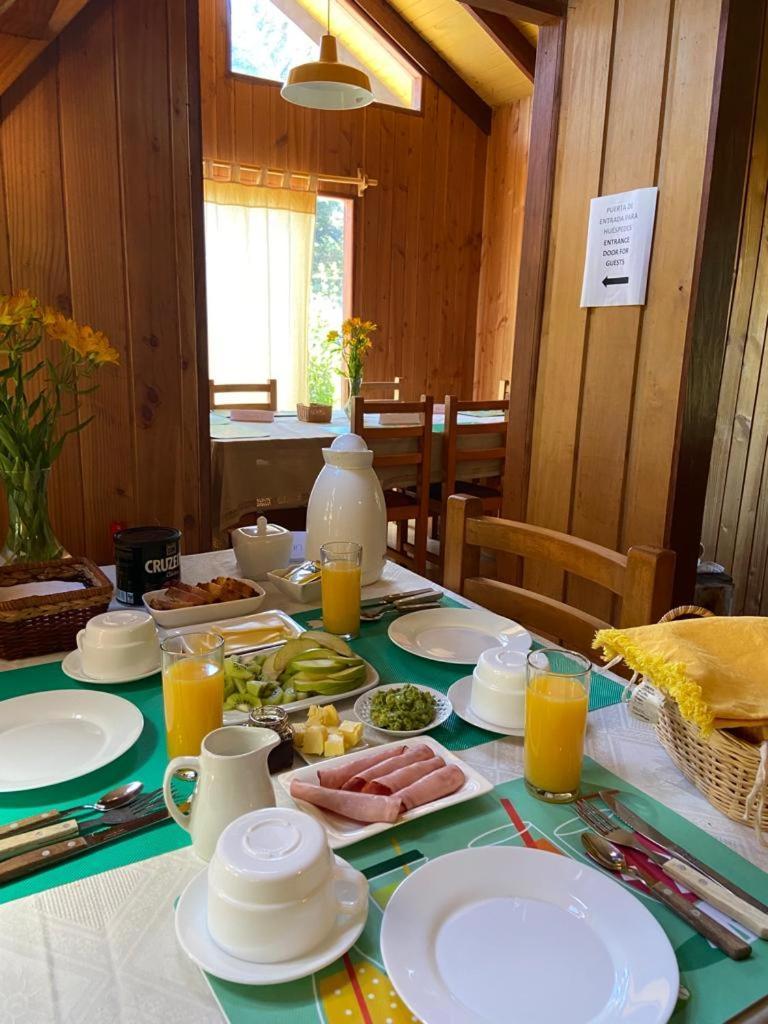Hostal Quillelhue Pucón Esterno foto